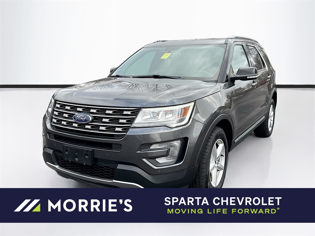 2017 Ford Explorer XLT's photo