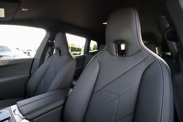2026 Bmw iX photo 4
