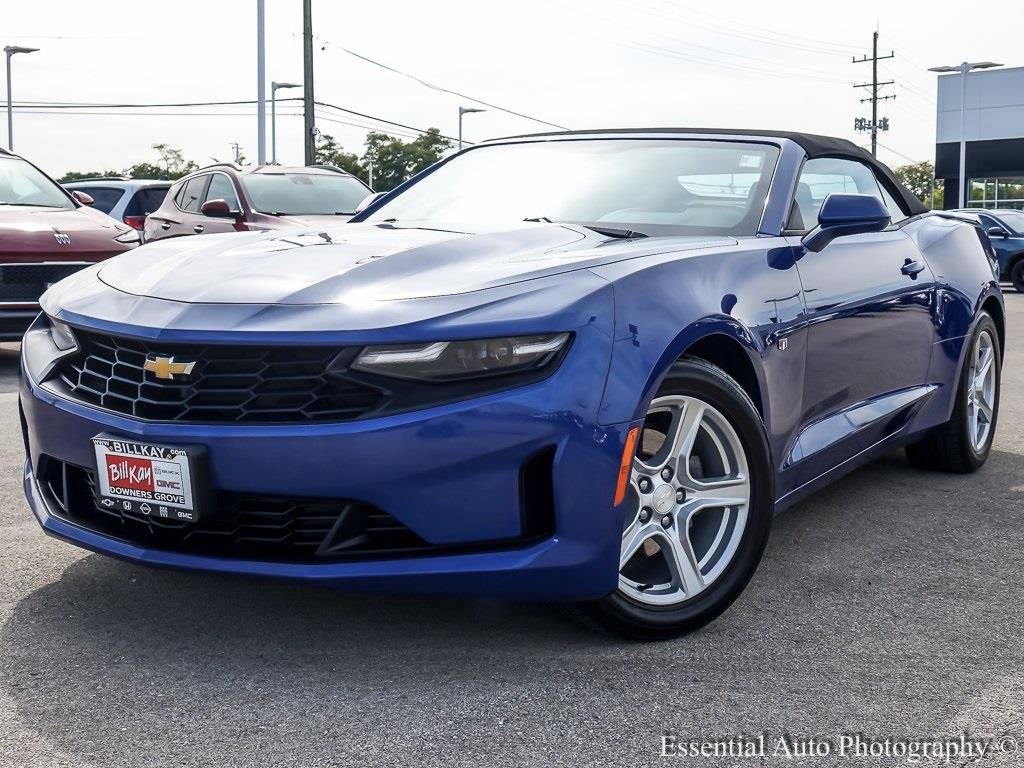 2023 Chevrolet Camaro 1LT photo 2