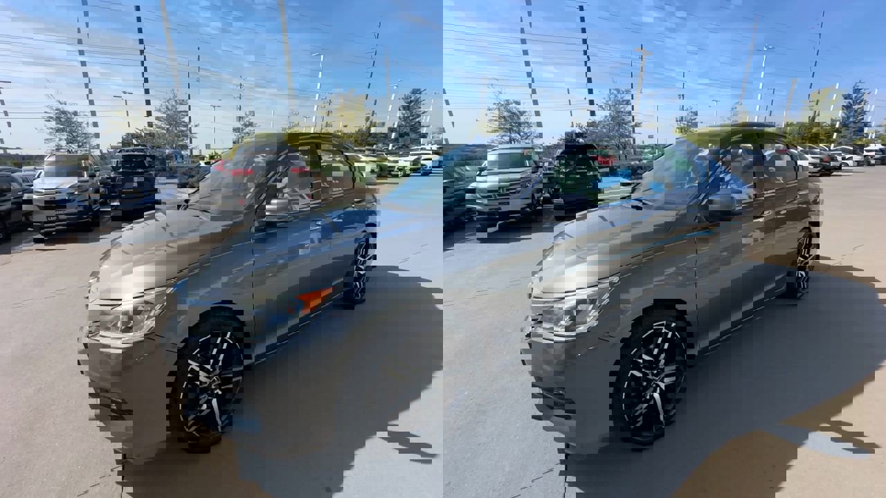 2017 Honda Accord EX photo 4