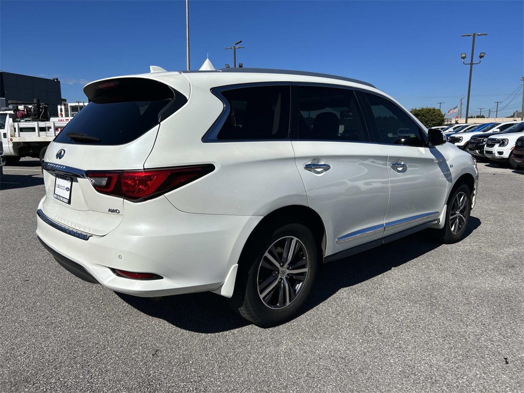 2019 Infiniti QX60 Luxe photo 4