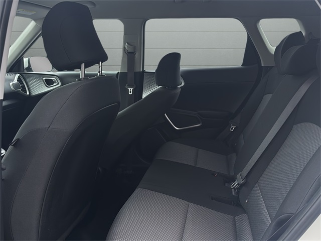 2020 Kia Soul LX photo 13