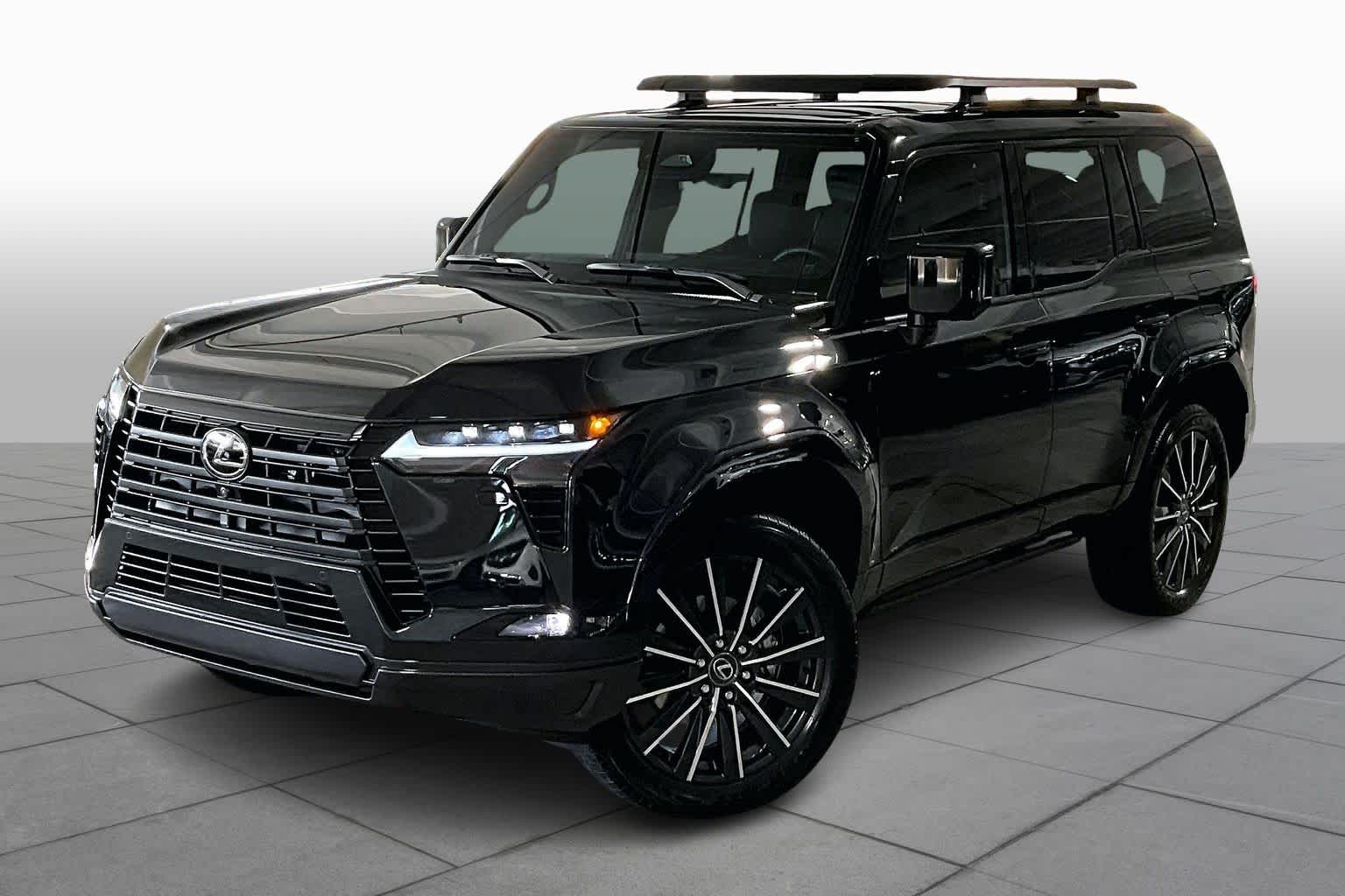 2025 Lexus GX Luxury's photo