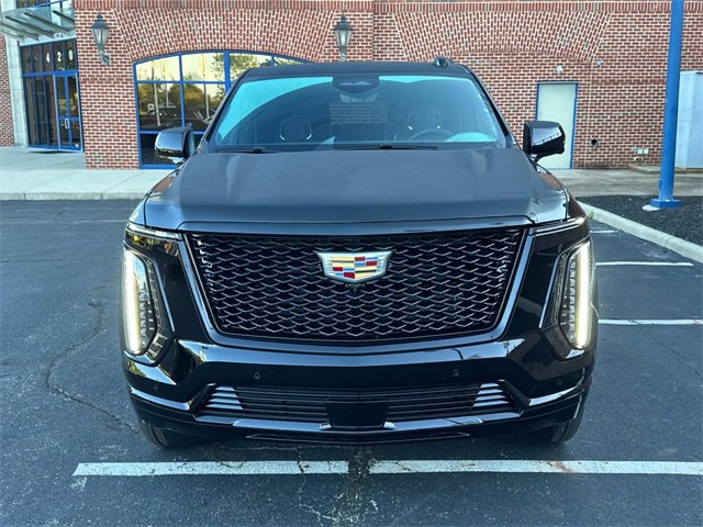 2025 Cadillac Escalade Sport photo 2