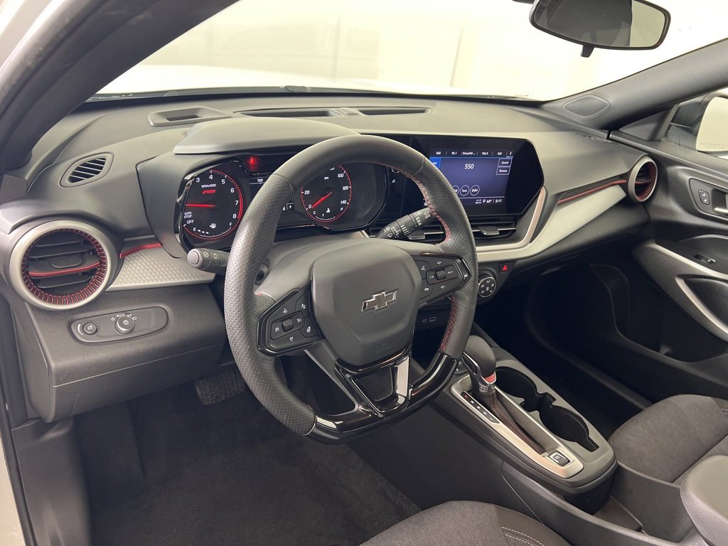 2024 Chevrolet Trax photo 3