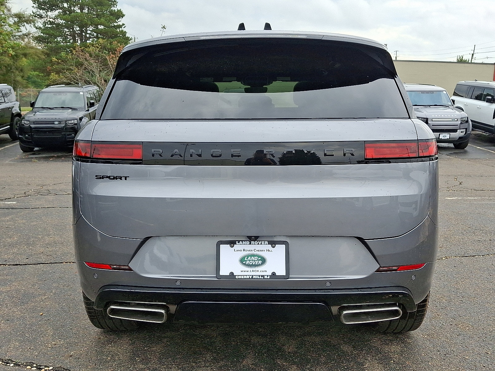 2025 Land Rover Range Rover Sport SE photo 5
