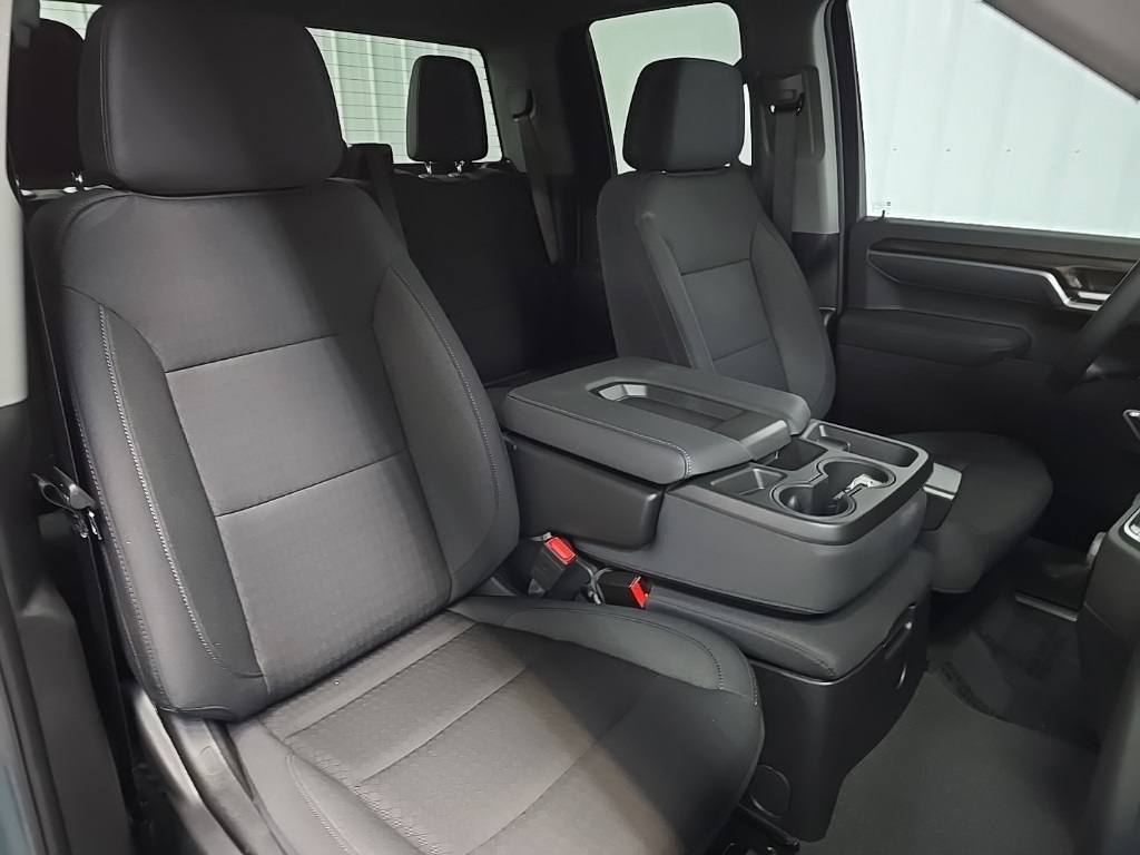 2025 Chevrolet Silverado 1500 LT photo 14