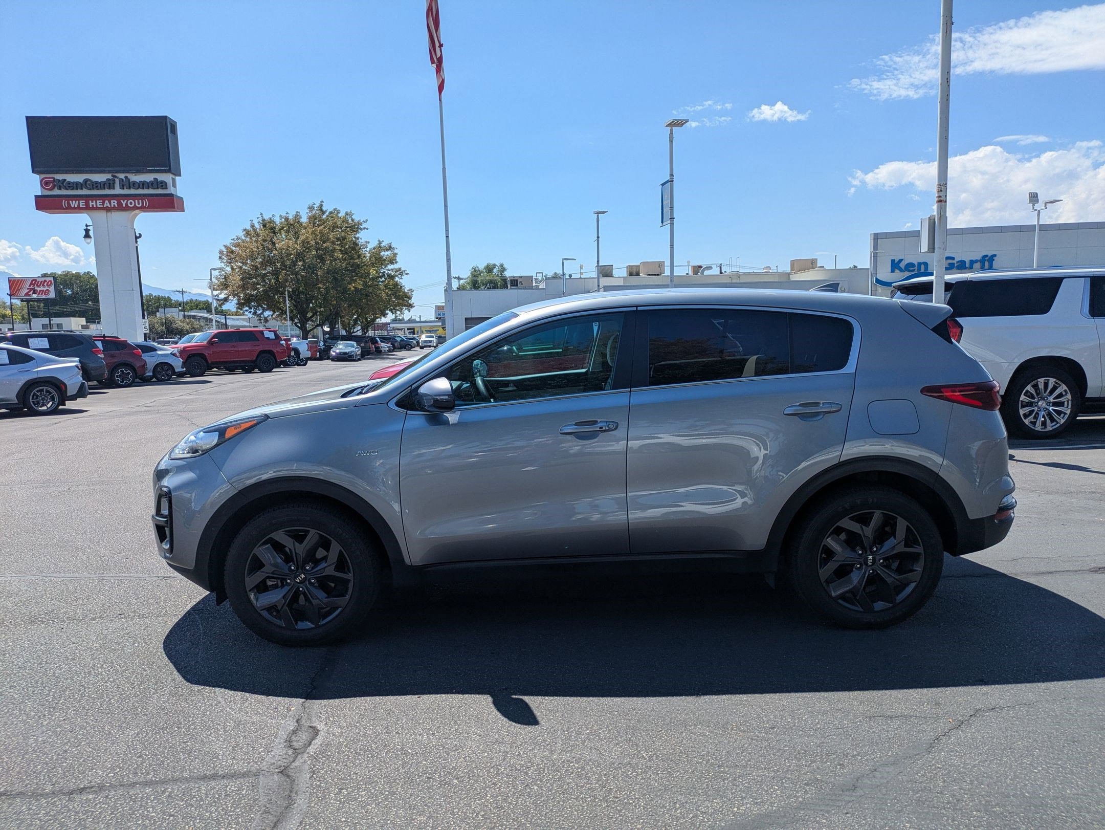 2022 Kia Sportage LX photo 3
