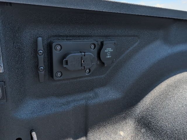 2025 Ram 3500 Tradesman photo 8