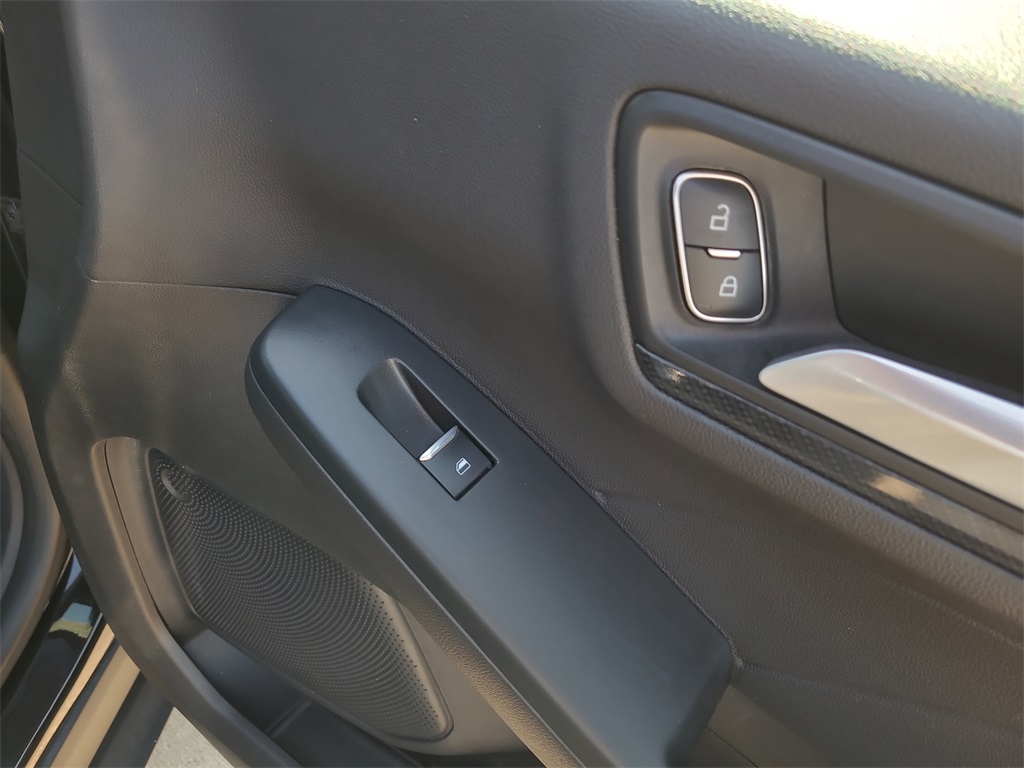 2024 Ford Escape ST-Line photo 8