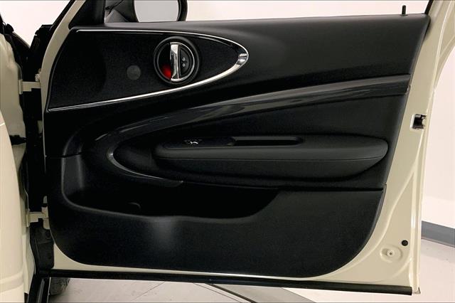 2019 Mini Cooper Base S ALL4 photo 24