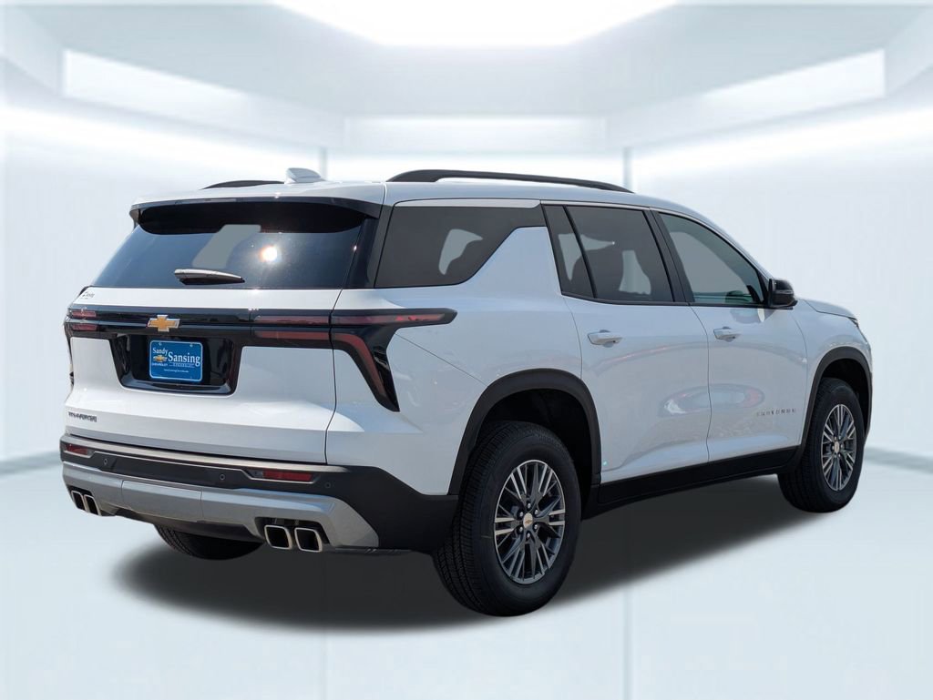 2025 Chevrolet Traverse photo 4