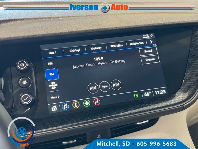 2023 Buick Envision Essence photo 18