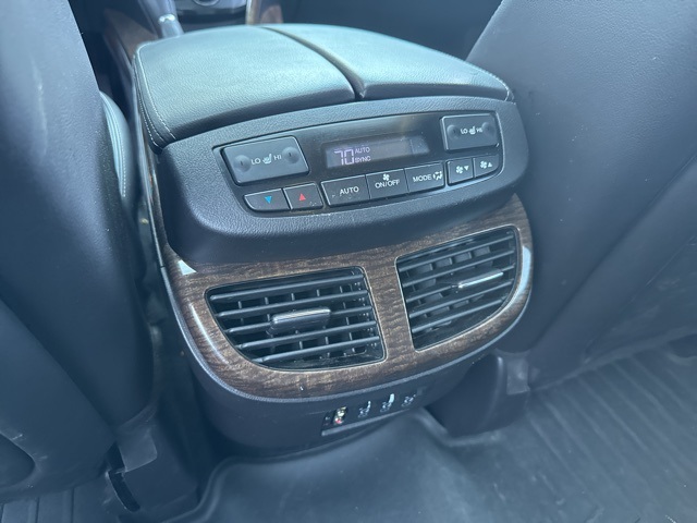 2011 Acura MDX Advance photo 14