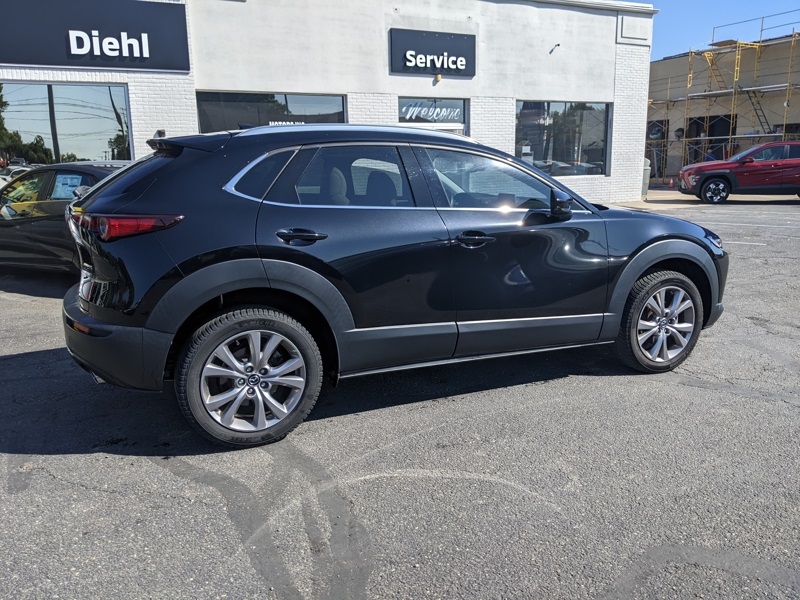 2021 Mazda CX-30 Premium photo 2
