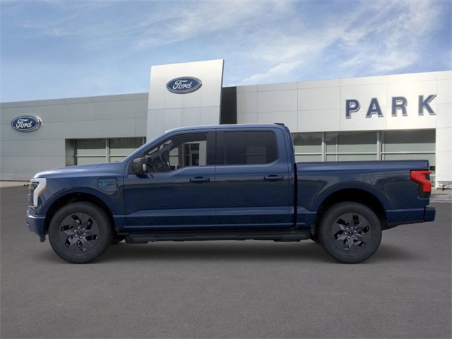 2025 Ford F-150 Lightning photo 3
