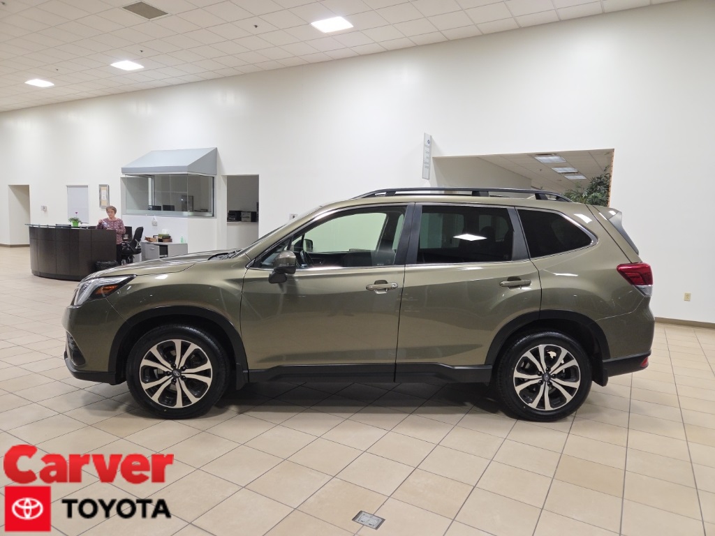 2022 Subaru Forester Limited's photo