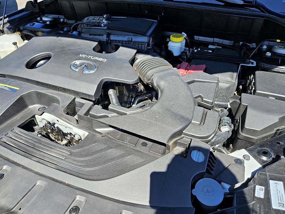2023 Infiniti QX55 Essential photo 18