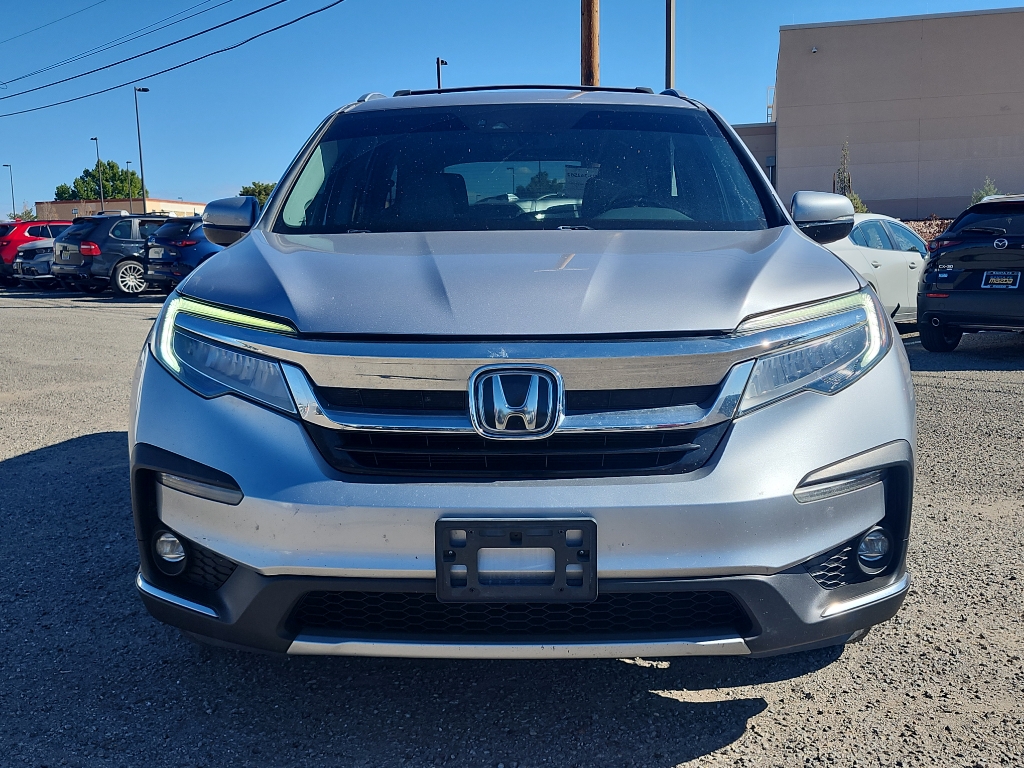 2019 Honda Pilot Elite photo 2
