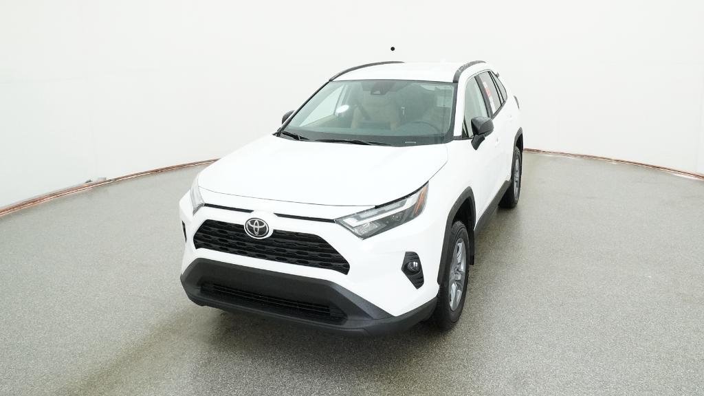2025 Toyota RAV4 Hybrid LE photo 2