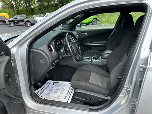 2023 Dodge Charger R/T photo 26