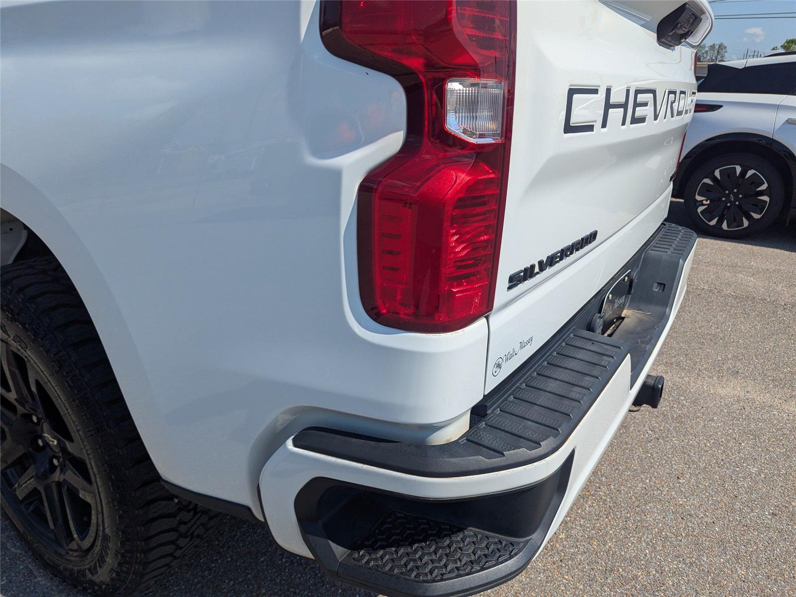 2022 Chevrolet Silverado 1500 Custom photo 11