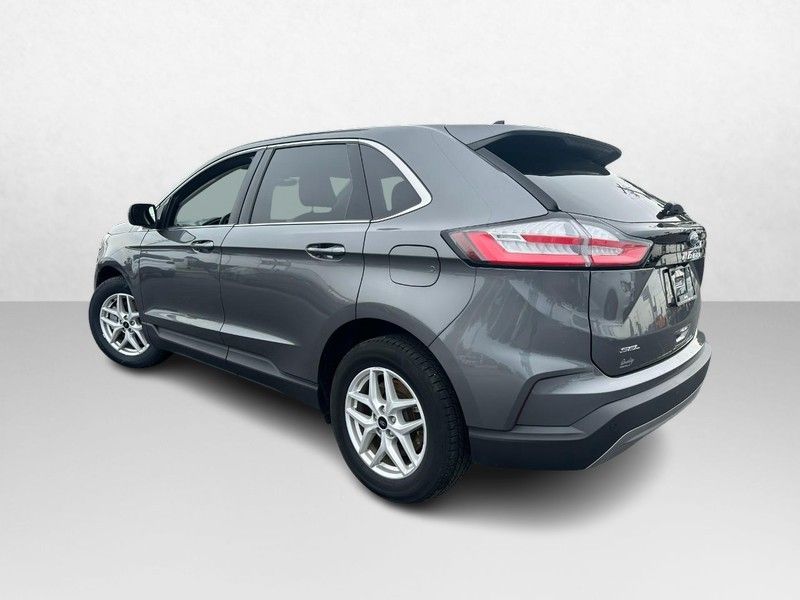 2023 Ford Edge SEL photo 6