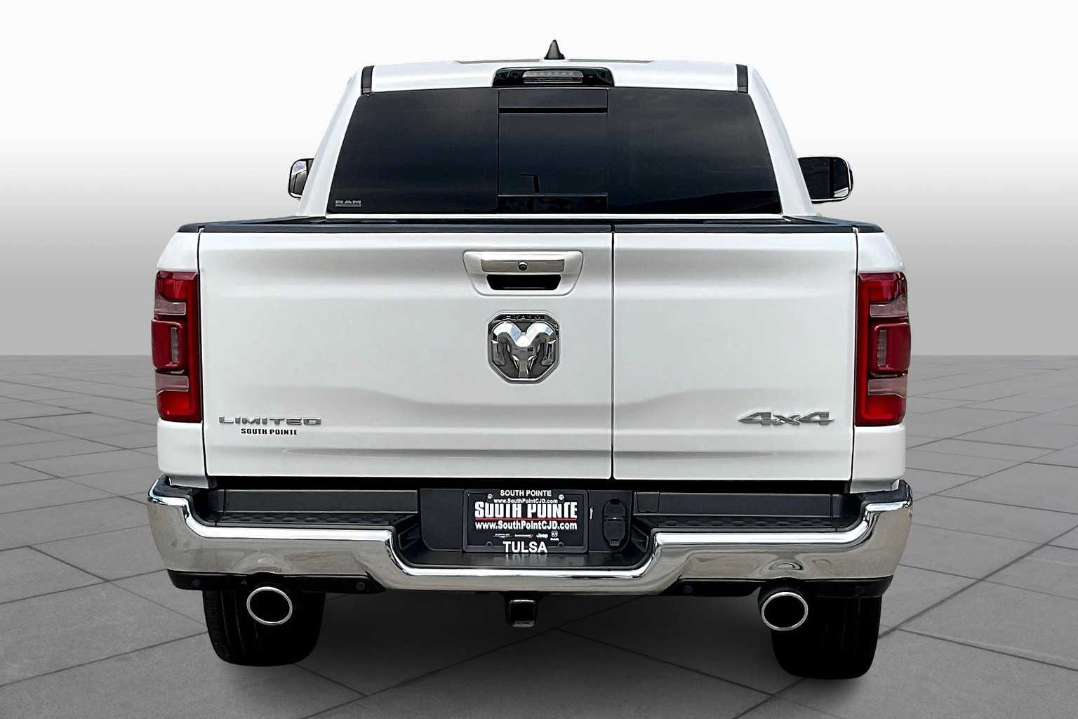 2022 Ram 1500 Limited photo 4