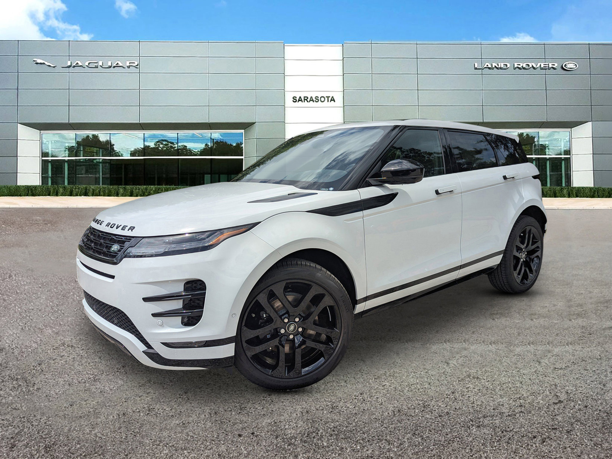2026 Land Rover Range Rover Evoque Dynamic SE