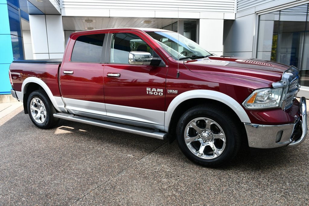2016 Ram 1500 Laramie photo 10