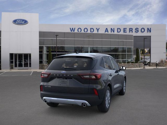 2026 Ford Escape Active photo 4