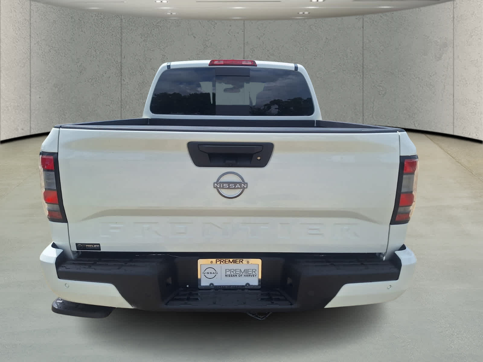 2025 Nissan Frontier SV photo 4