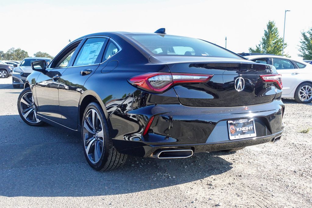 2025 Acura TLX Technology photo 8