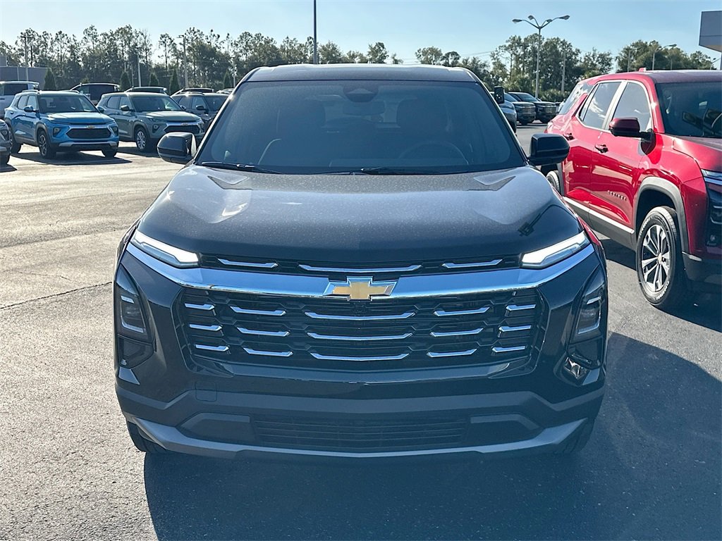 2026 Chevrolet Equinox LT photo 2