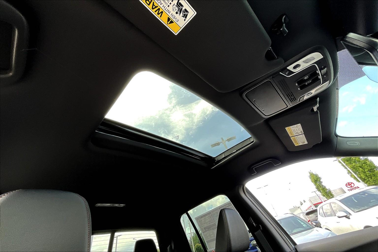 2025 Honda Ridgeline Black Edition photo 23