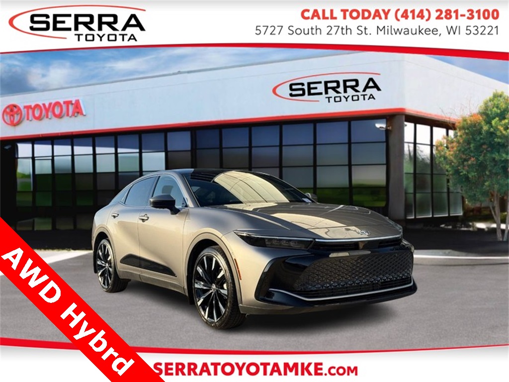 2024 Toyota Crown Platinum's photo