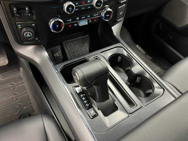 2025 Ford F-150 XLT photo 27