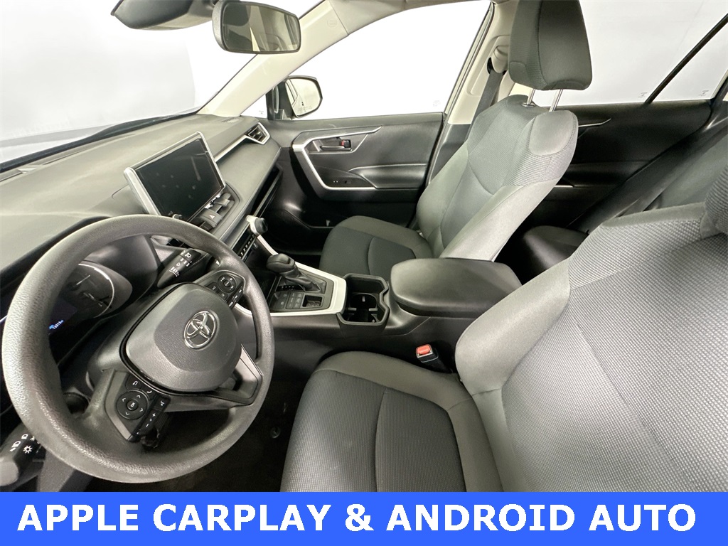 2024 Toyota RAV4 LE photo 2