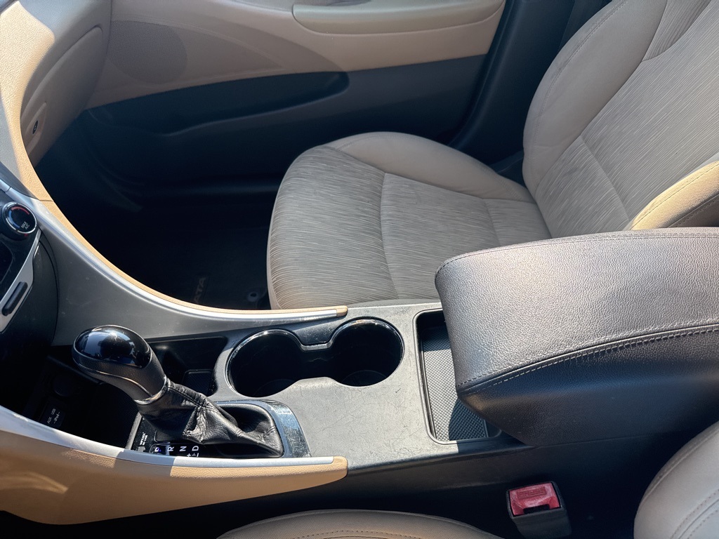 2012 Hyundai Sonata GLS photo 29