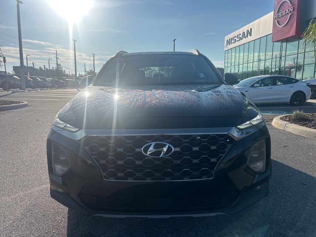 2019 Hyundai Santa Fe Limited photo 2