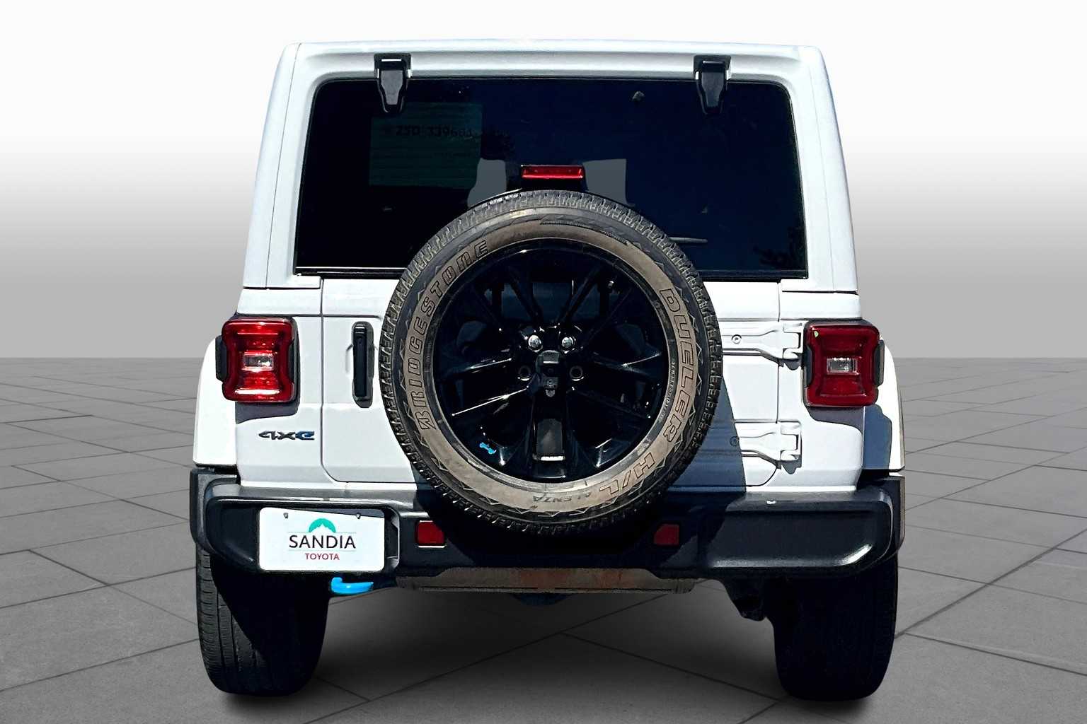2023 Jeep Wrangler 4xe Sahara photo 4