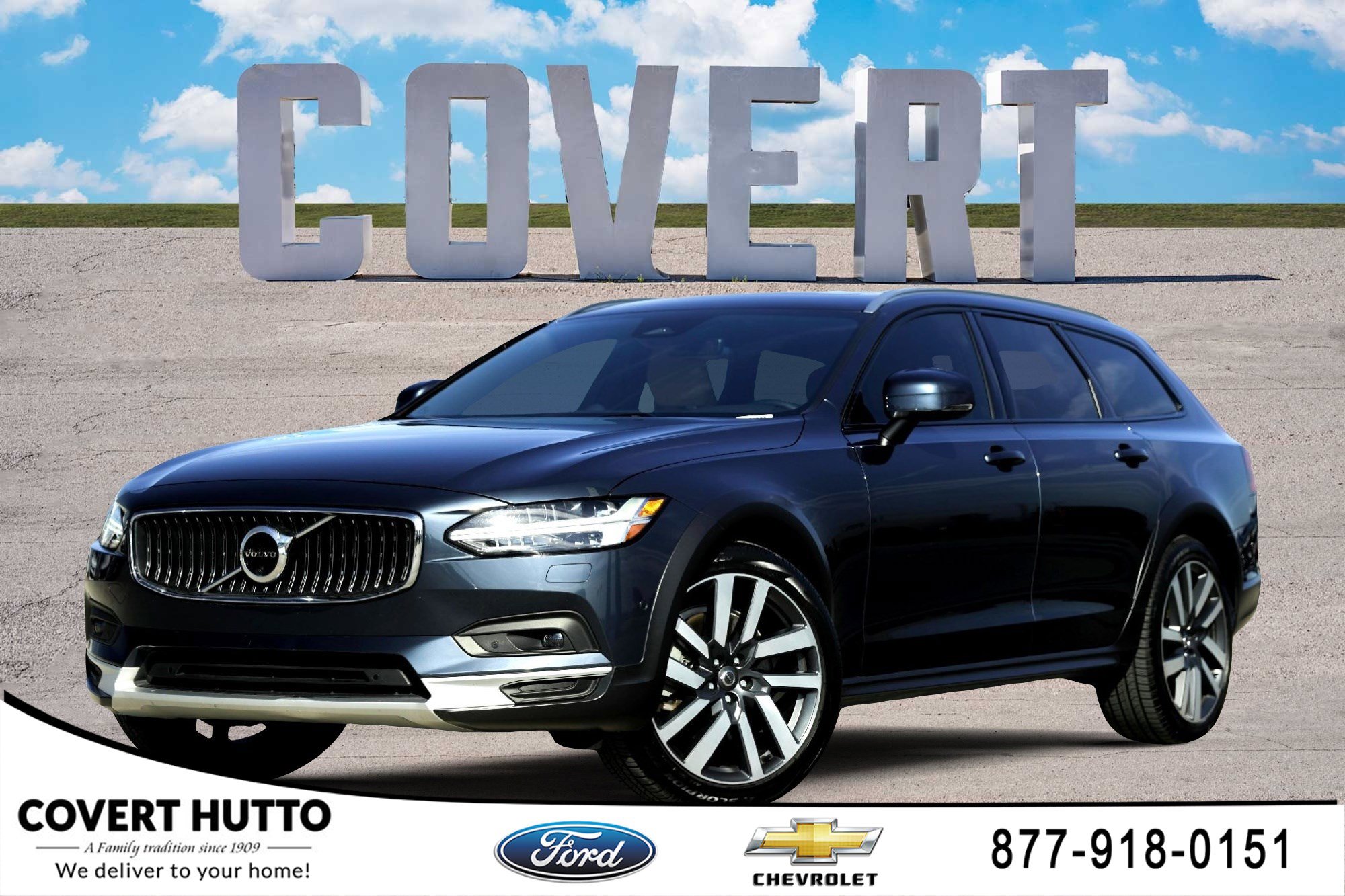 2023 Volvo V90 Cross Country Ultimate's photo