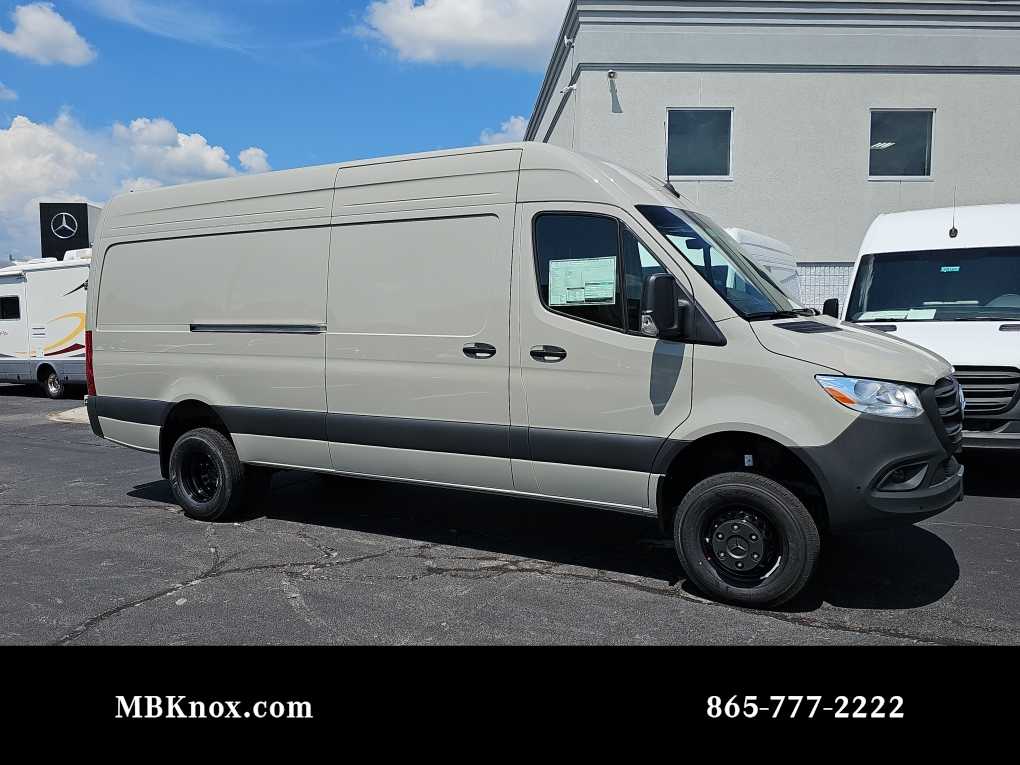 2025 Mercedes-Benz Sprinter Cargo Van Base's photo