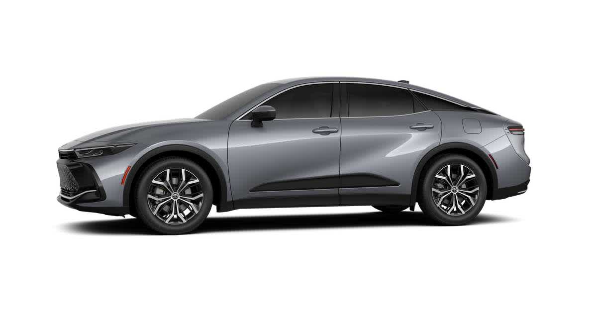 2026 Toyota Crown XLE's photo