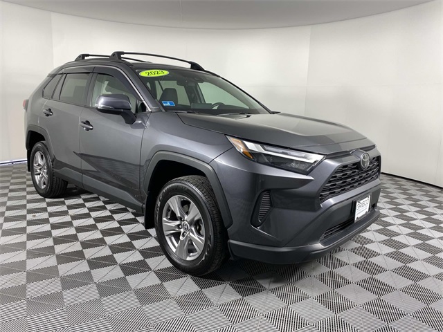 2023 Toyota RAV4 XLE's photo