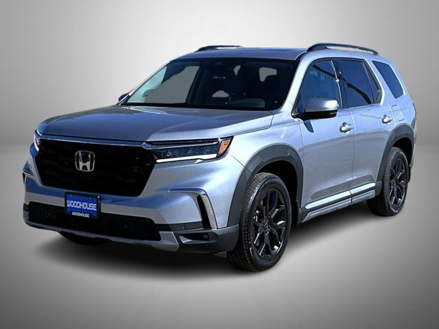 2025 Honda Pilot Touring's photo