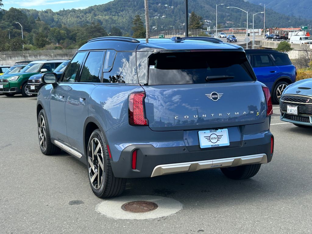 2025 Mini Countryman SE ALL4 photo 2