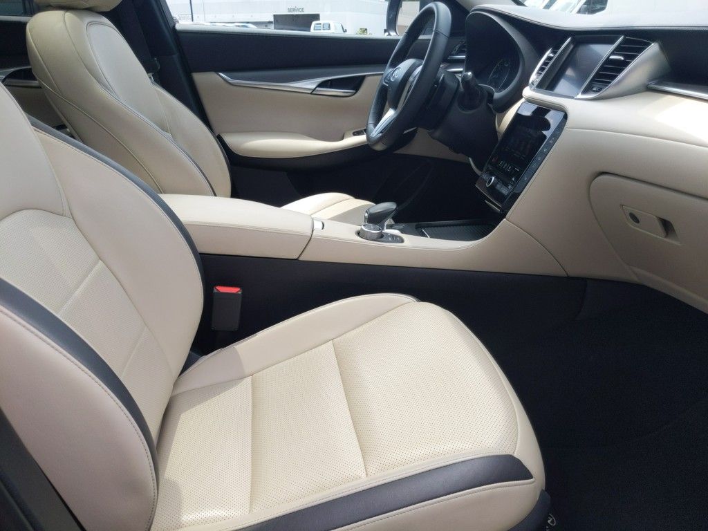 2022 Infiniti QX50 Luxe photo 34