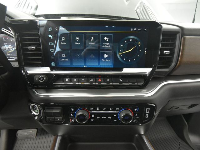 2024 Chevrolet Silverado 3500HD High Country photo 26