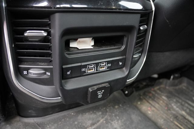 2021 Ram 3500 Laramie photo 4